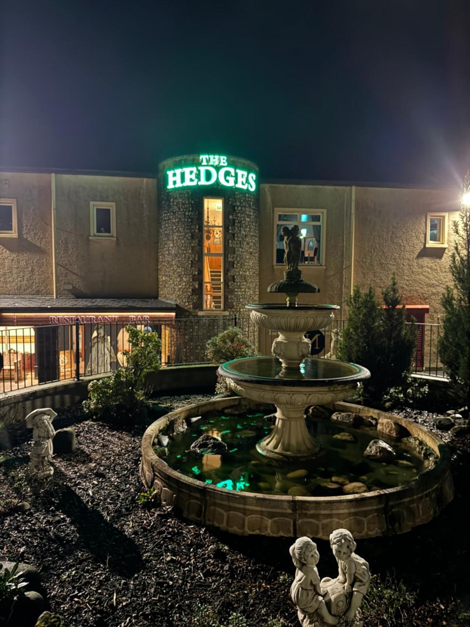 The Hedges Hotel Stranocum Exterior foto